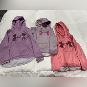 Under armour sweatshirts - size yxs